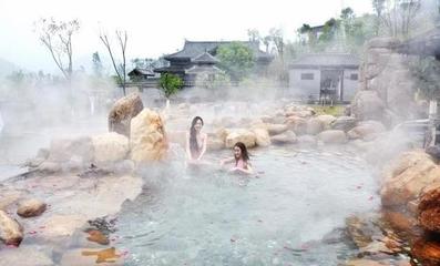 冬天泡温泉好处多多,这个冬季带你去连城泡温泉